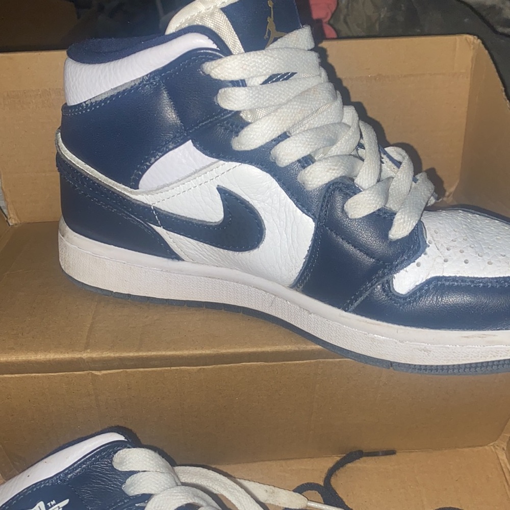 Jordan 1 Retro - Picture 12 of 12